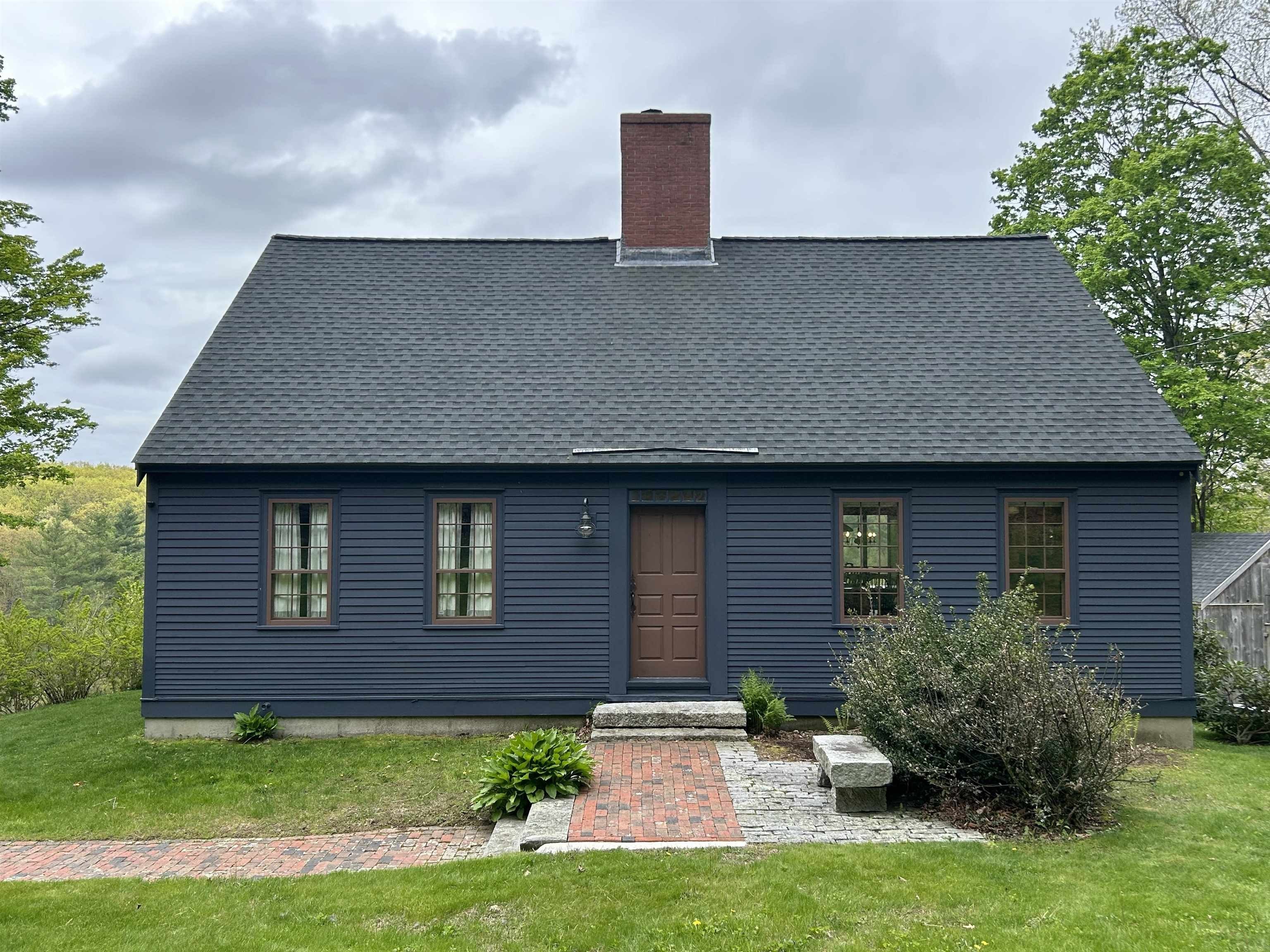 Single Family 2BR 2BA - 50 Moulton Ridge Road, Kensington, NH