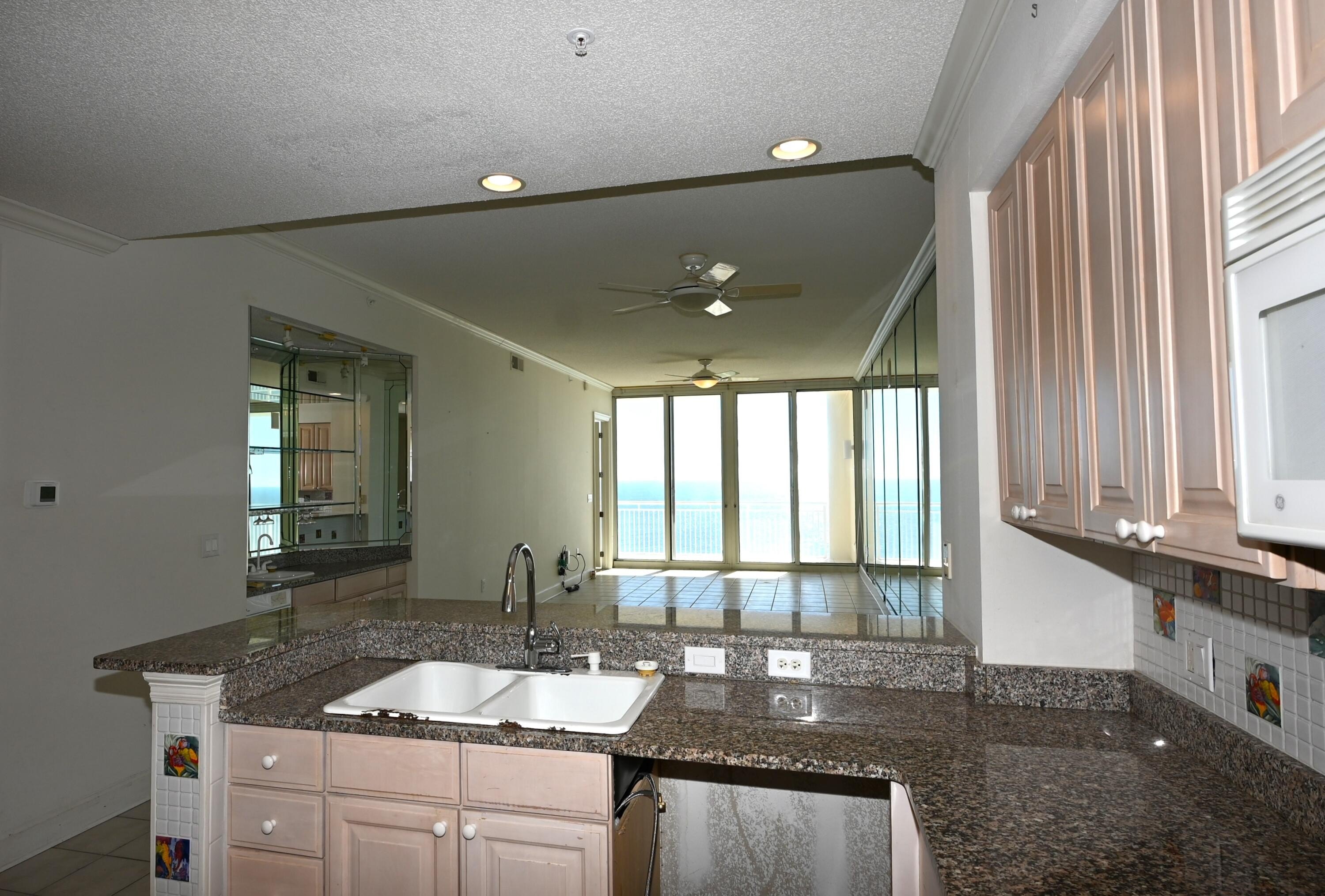 Condo 2BR 2BA - 8499 Gulf Boulevard, Navarre, FL