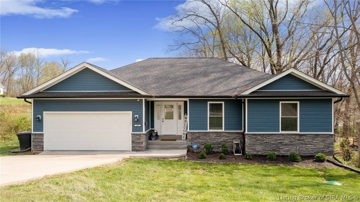 Single Family 4BR 3BA - 865 Capitol Boulevard, Corydon, IN