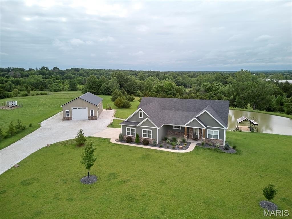Single Family 4BR 3BA - 106 Charlie Road, Troy, MO