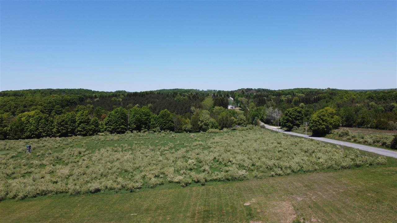 Single Family 5BR 3BA - 5815 Farrell, Central Lake, MI