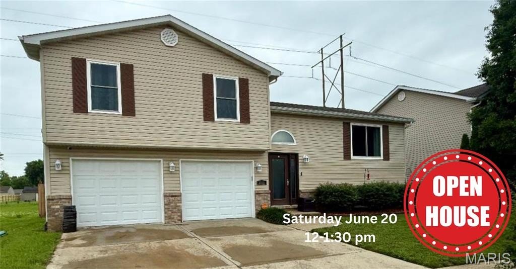 Single Family 4BR 3BA - 2229 Hunters Point Drive, Granite City, IL