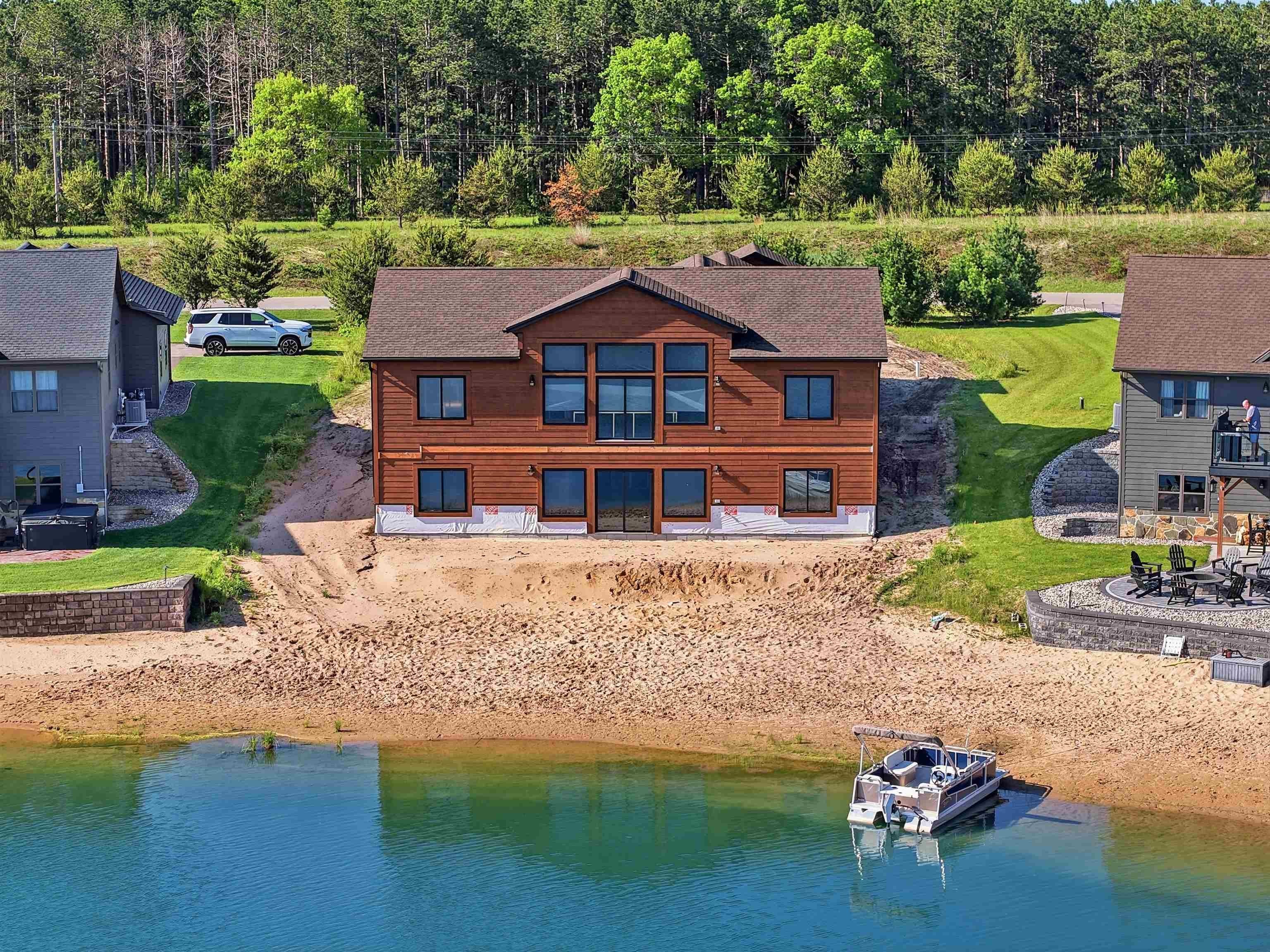 Single Family 5BR 3BA - W5772 Island View Drive, New Lisbon, WI