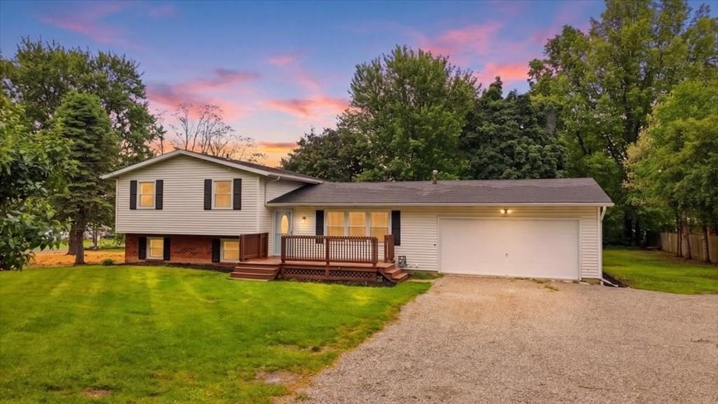 Single Family 4BR 2BA - 518 U.S Route 250, Ashland, OH