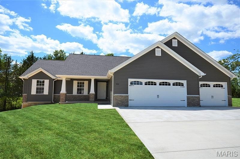 Single Family 3BR 2BA - 802 Depot Drive, Troy, MO