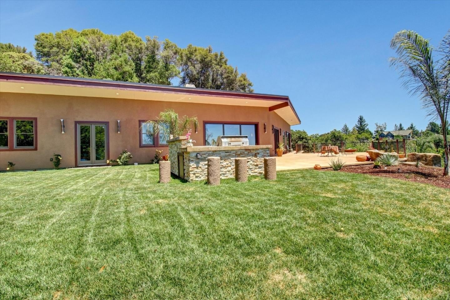 Single Family 3BR 2BA - 30005 Summit RD, LOS GATOS, CA