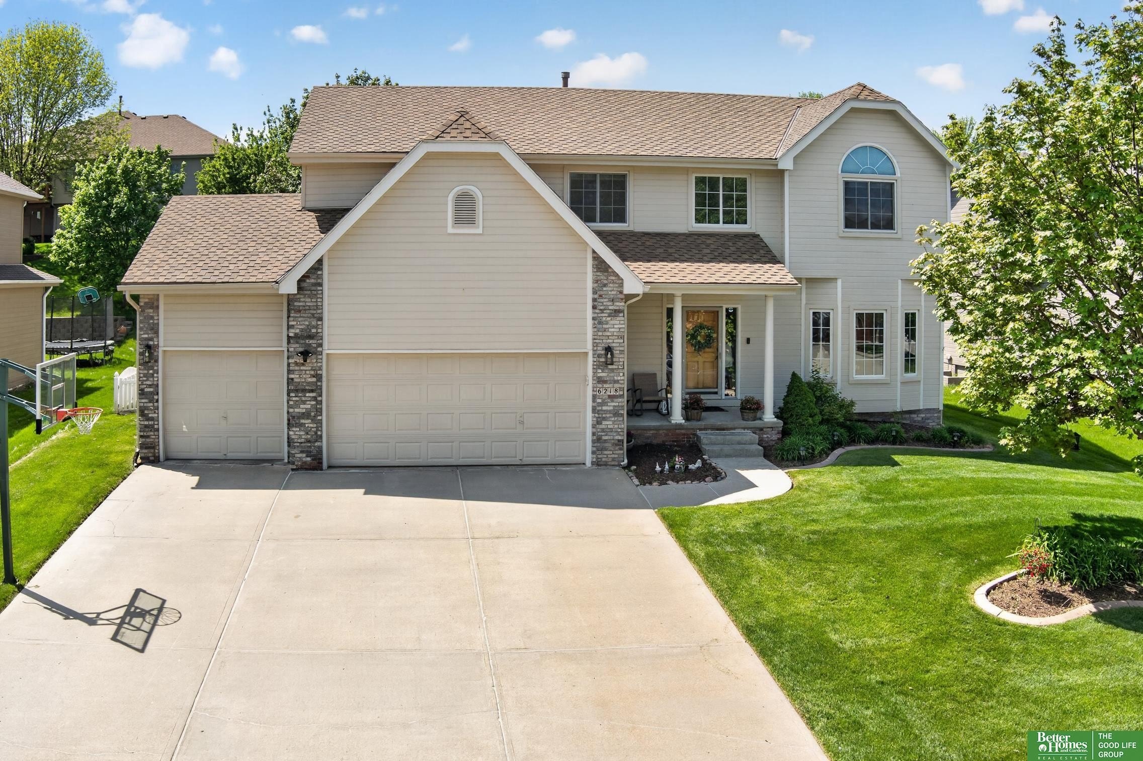 Single Family 4BR 4BA - 6218 S 171st Street, Omaha, NE