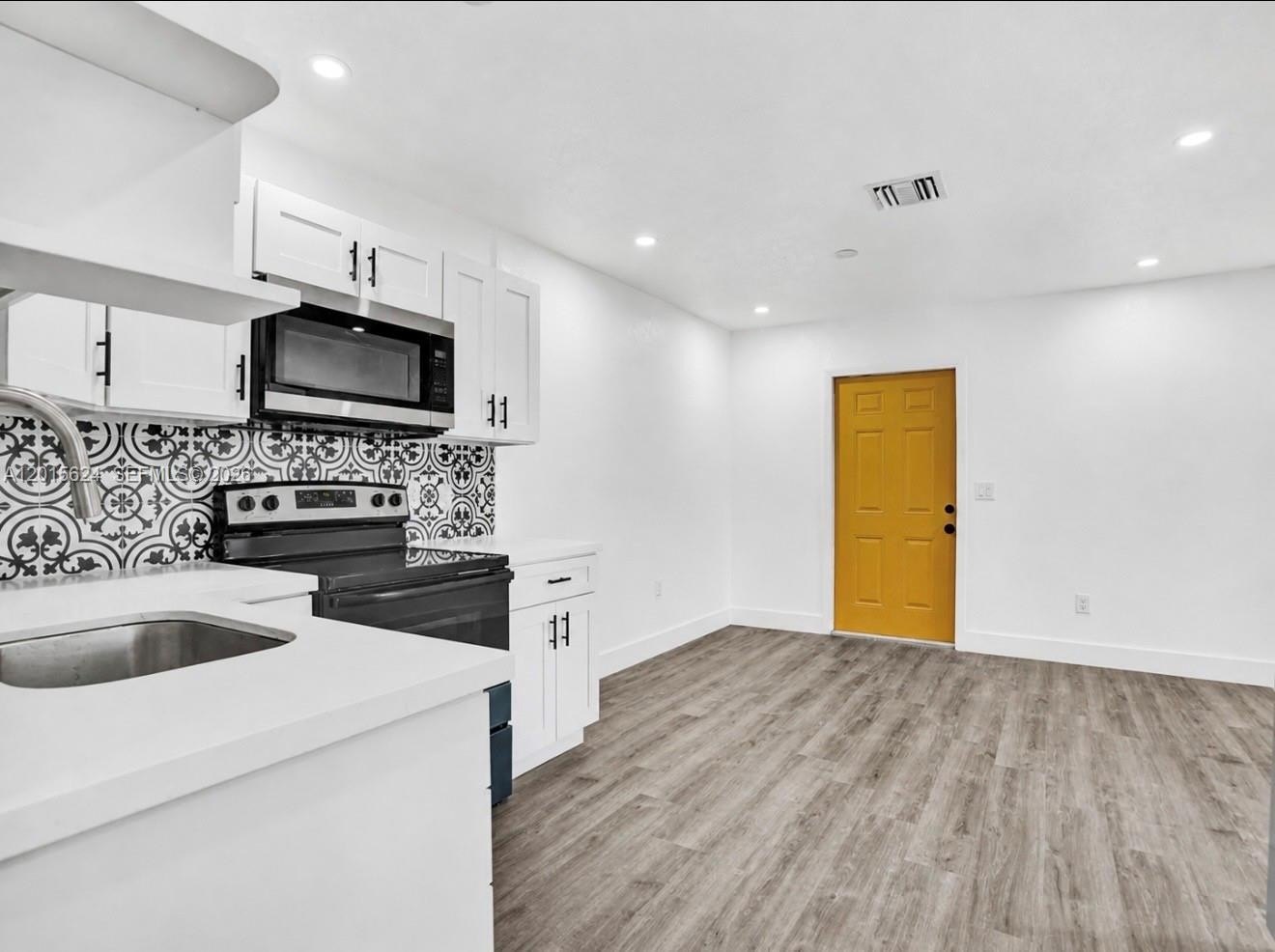 Duplex 4BR 2BA - 4129 SW 23 Street, West Park, FL