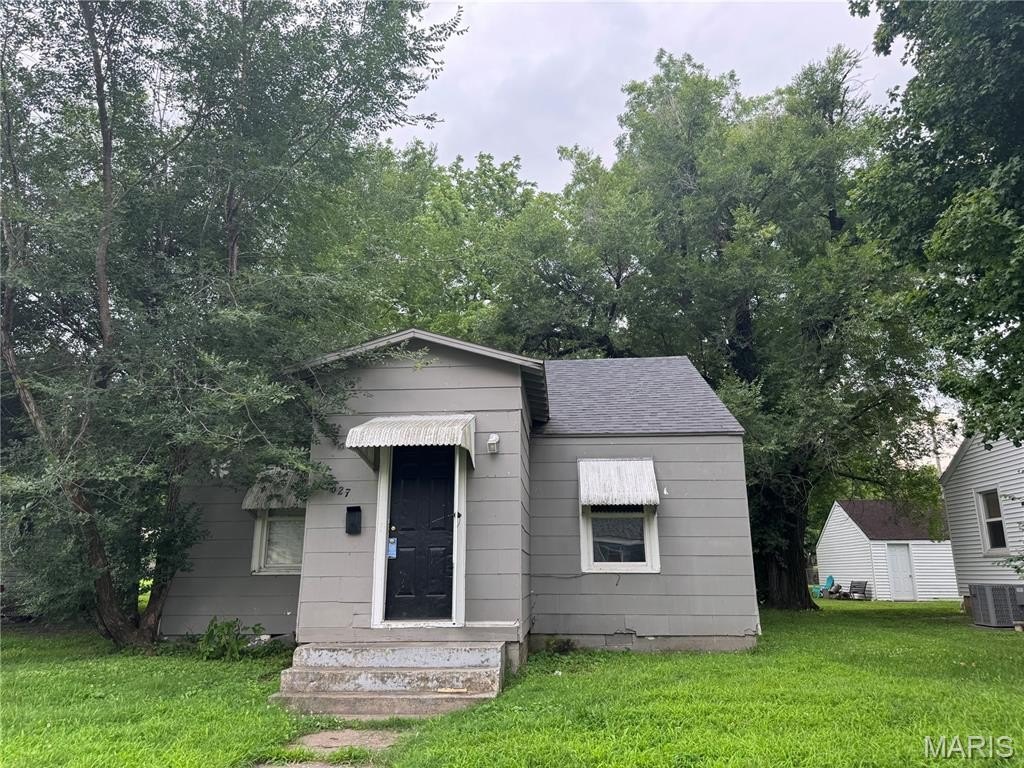Single Family 2BR 1BA - 627 Vernon Avenue, Sikeston, MO