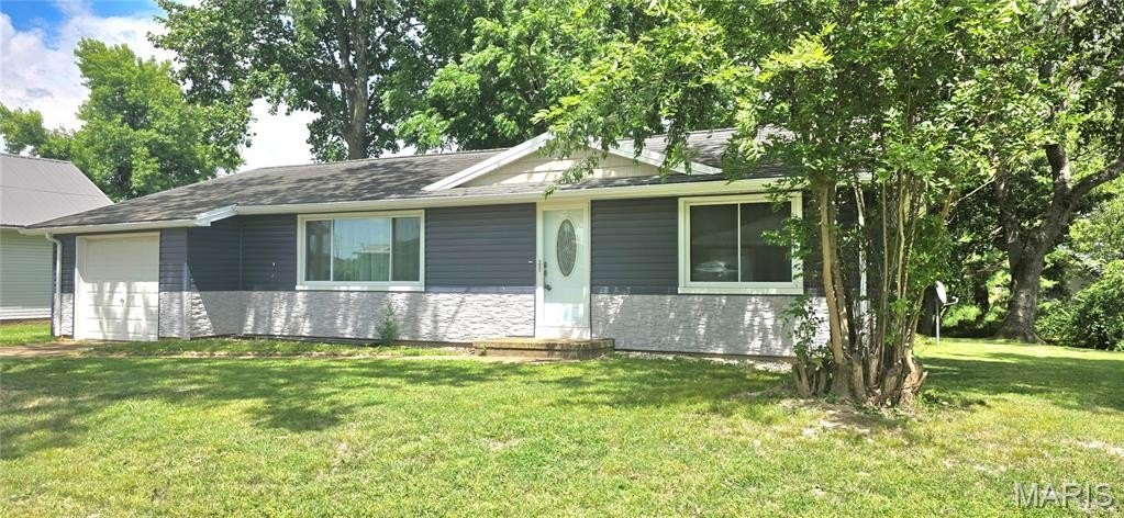 Single Family 2BR 1BA - 304 N Main Street, Ellis Grove, IL