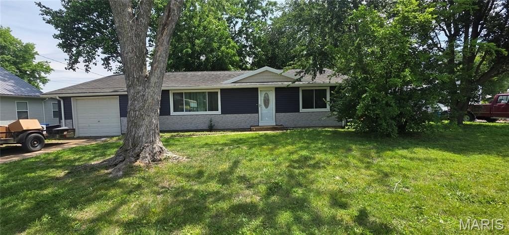 Single Family 2BR 1BA - 304 N Main Street, Ellis Grove, IL