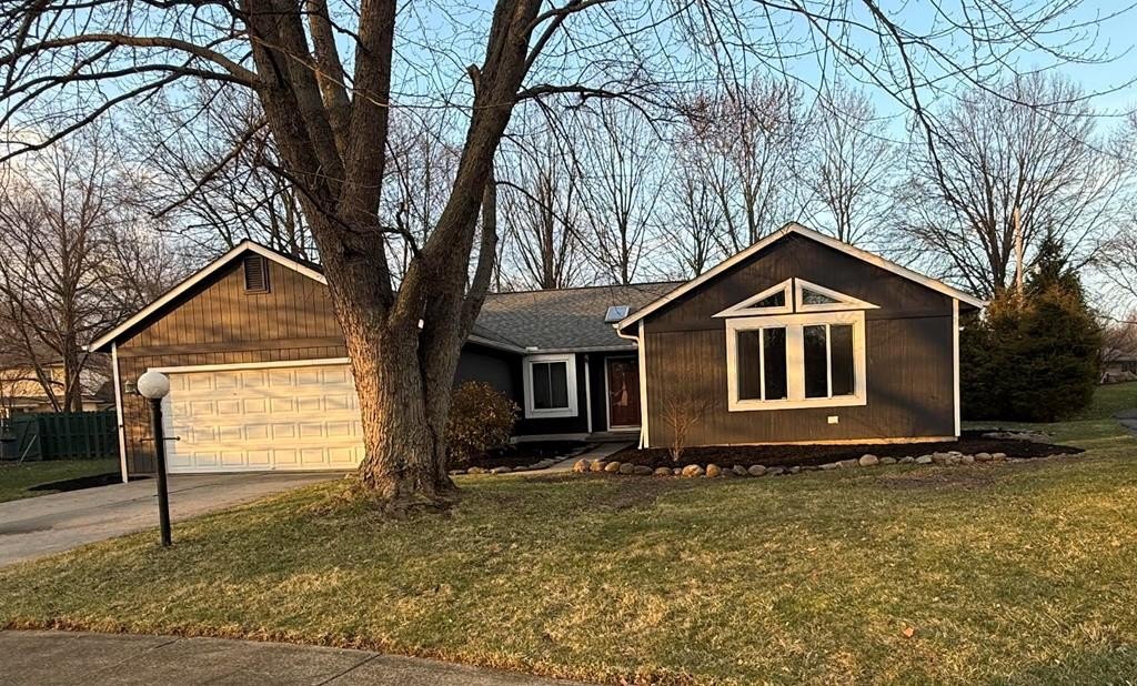 Single Family 3BR 2BA - 19595 Cross Trail N, Strongsville, OH