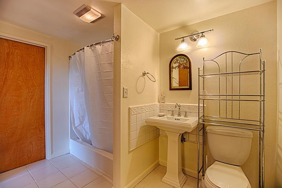 Single Family 2BR 2BA - 11120 Lake BLVD, FELTON, CA