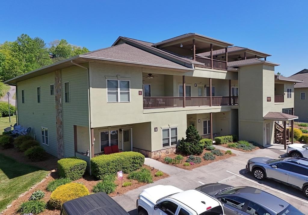 Single Family 2BR 2BA - 1647 Lakeview Drive Unit C, Young Harris, GA