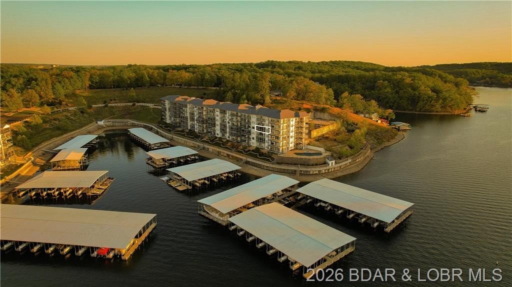 Condo 2BR 2BA - 183 Upper Monarch Cove Drive, Lake Ozark, MO