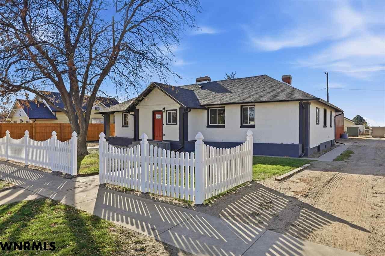 Single Family 3BR 2BA - 1712 22ND AVENUE, Mitchell, NE
