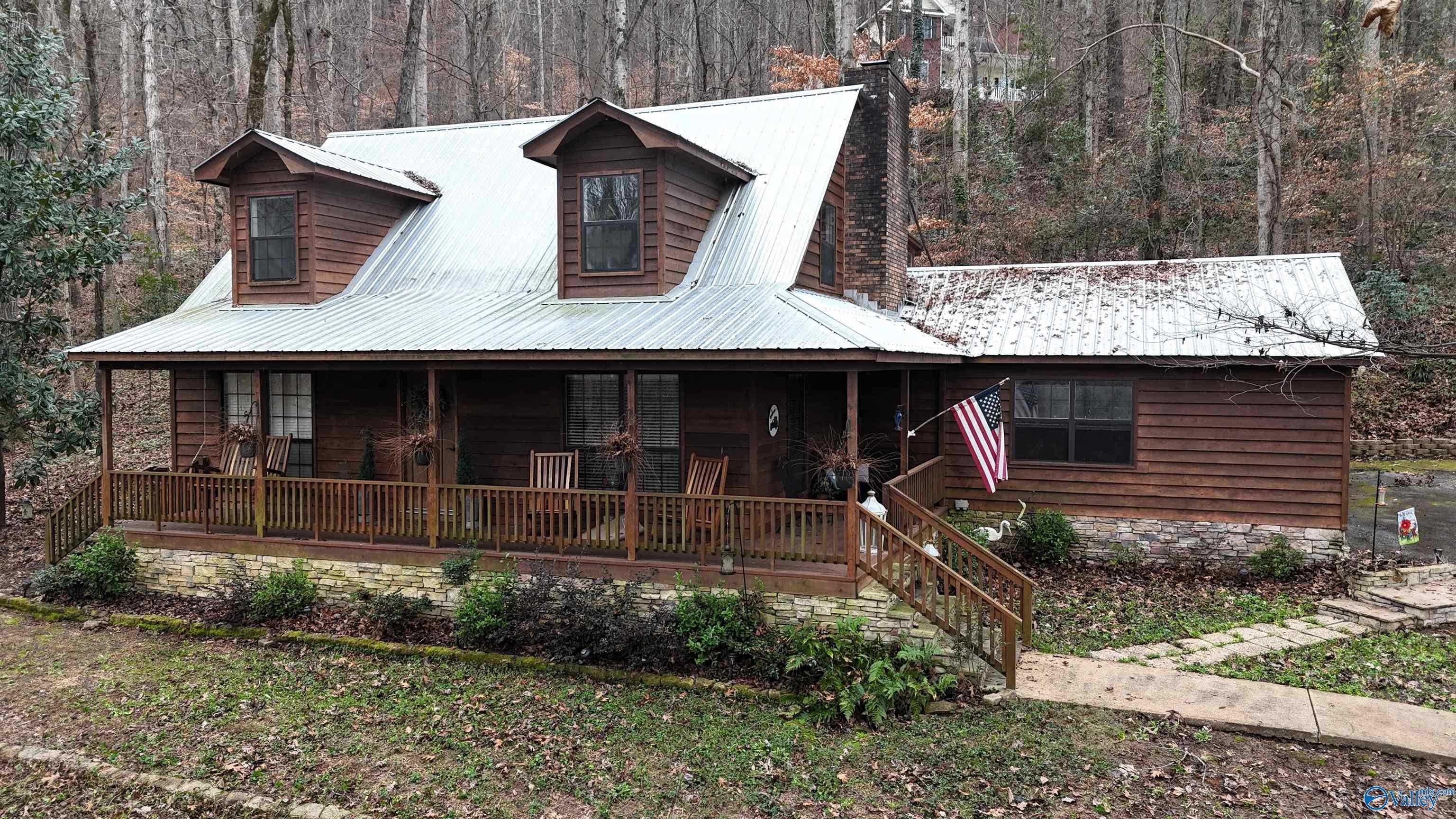 Single Family 3BR 3BA - 3413 Wyeth Drive, Guntersville, AL