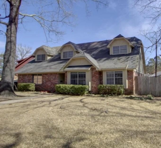 Single Family 4BR 4BA - 2 Woodcliff Drive, Texarkana, TX