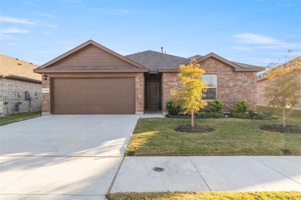 Single Family 3BR 2BA - 16313 Milwaukee Street, Justin, TX