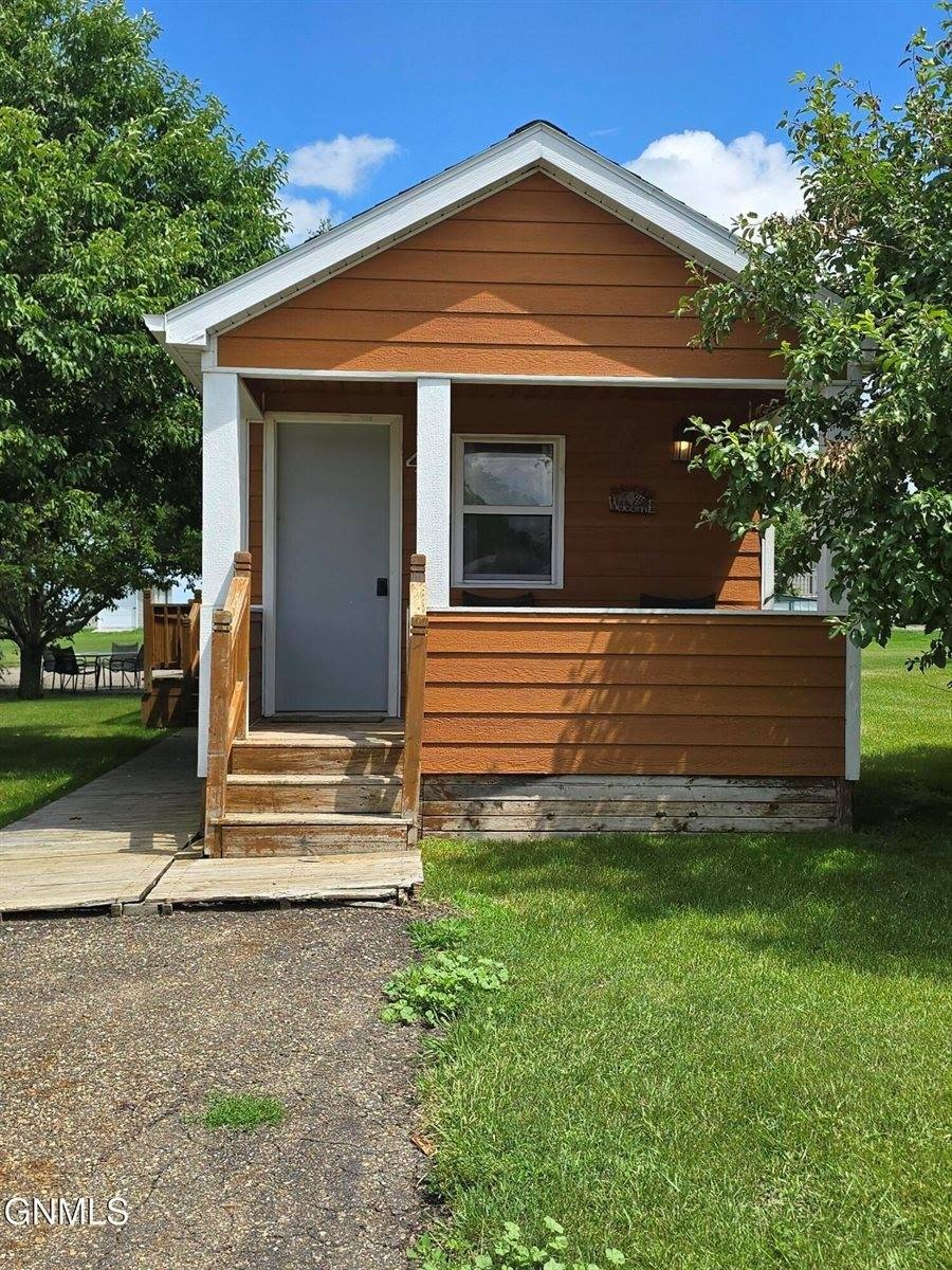 Manufactured Housing 2BR 1BA - 803 Broadway Street, Napoleon, ND