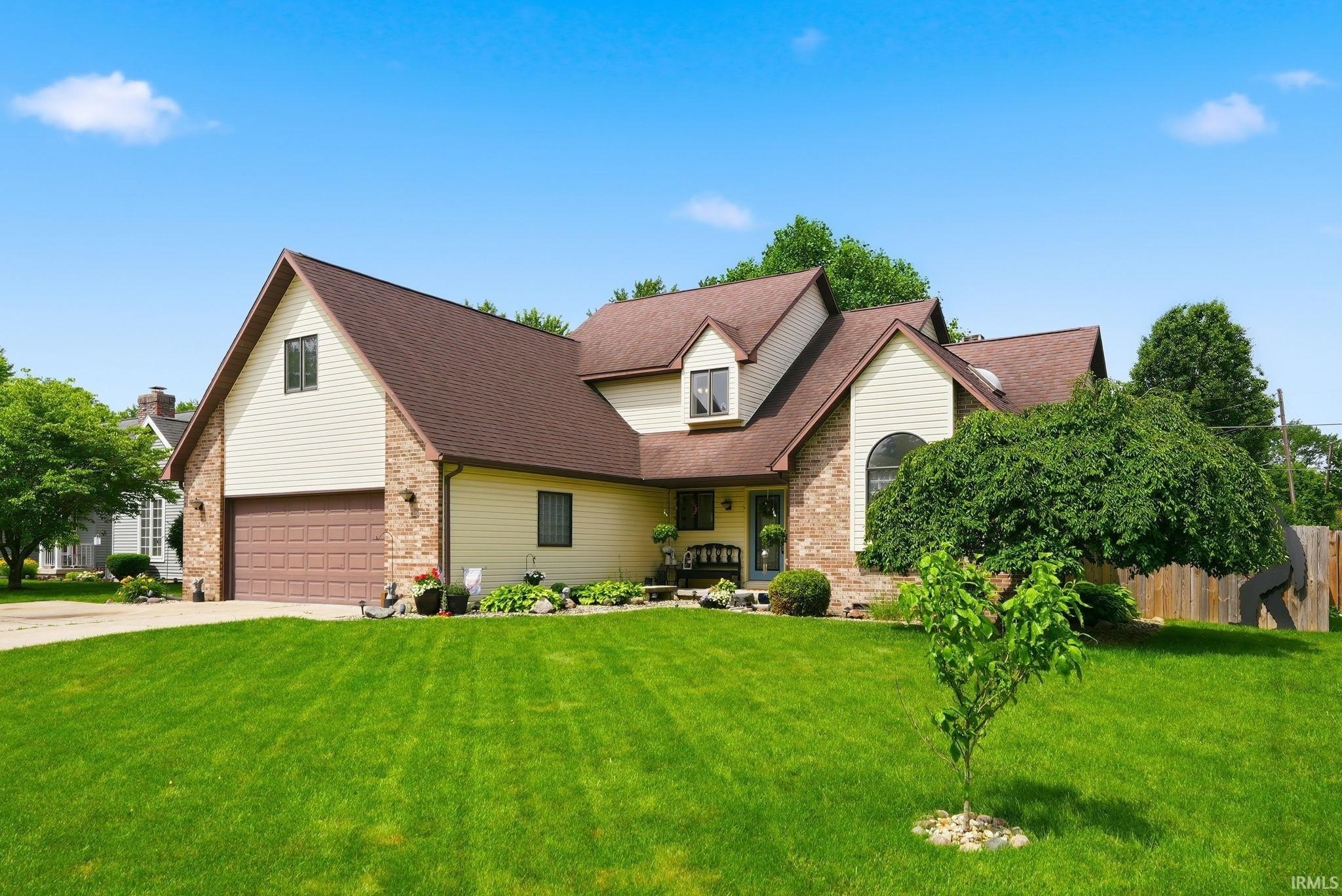 Single Family 4BR 3BA - 2913 S Scott Drive, Yorktown, IN