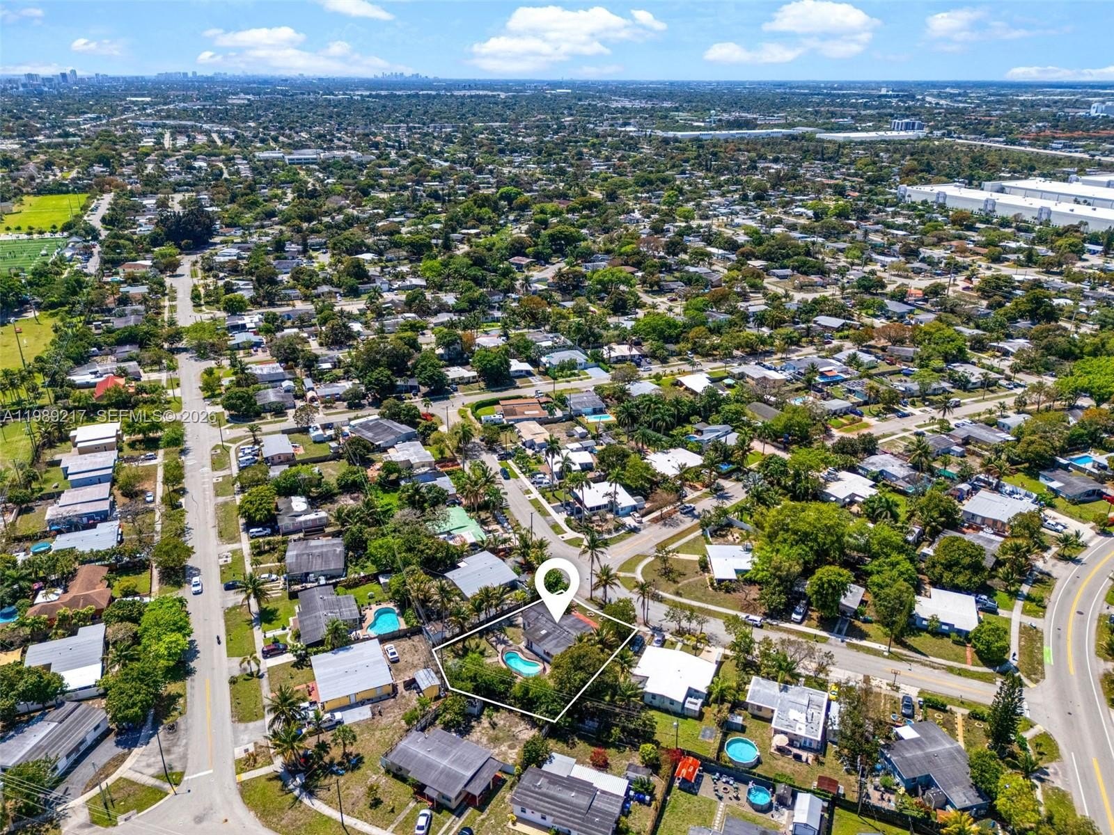 Single Family 4BR 2BA - 4750 NE 17th Ave, Pompano Beach, FL