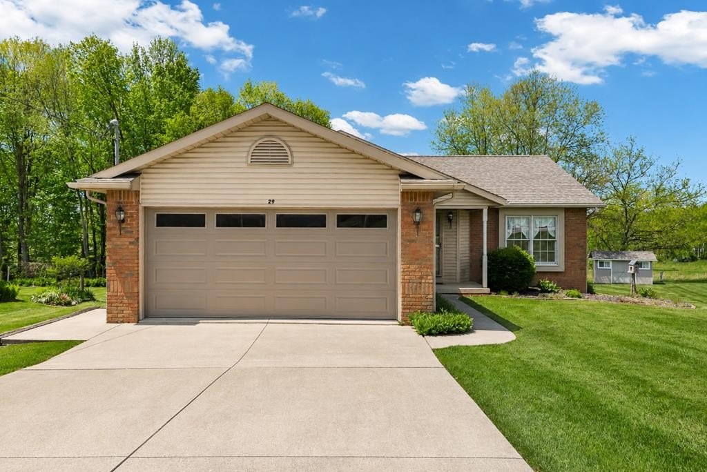 Single Family 3BR 2BA - 29 Longitude Drive, Mount Vernon, OH