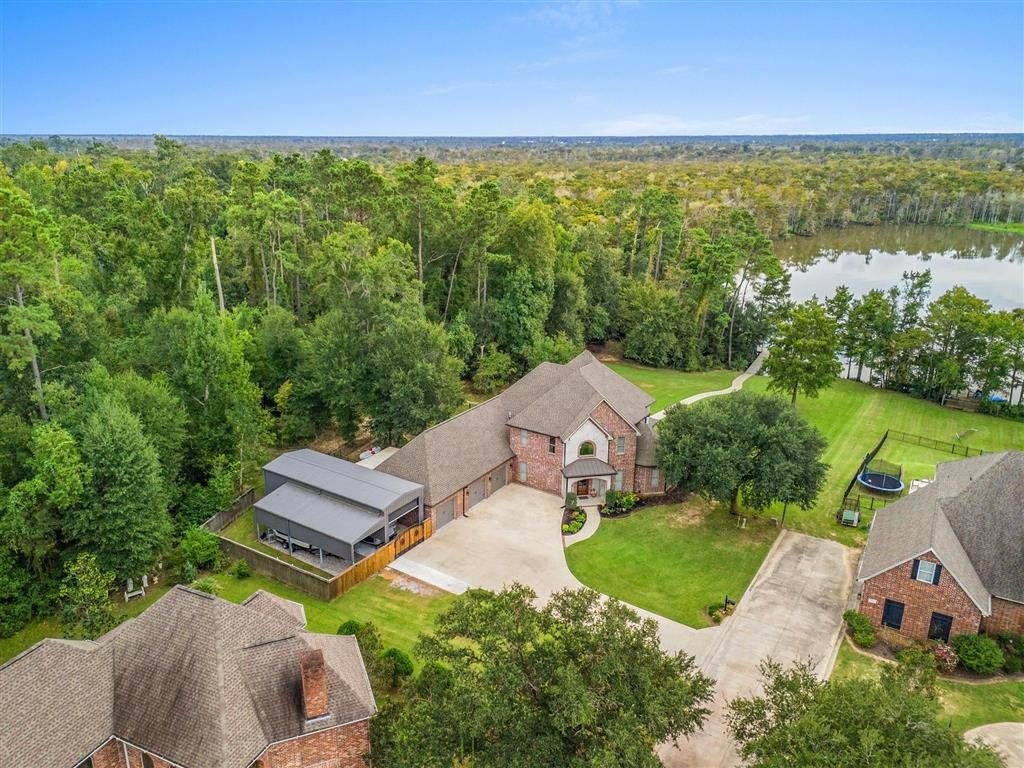 Single Family 5BR 3BA - 1828 Burnette Bay Drive, Lake Charles, LA