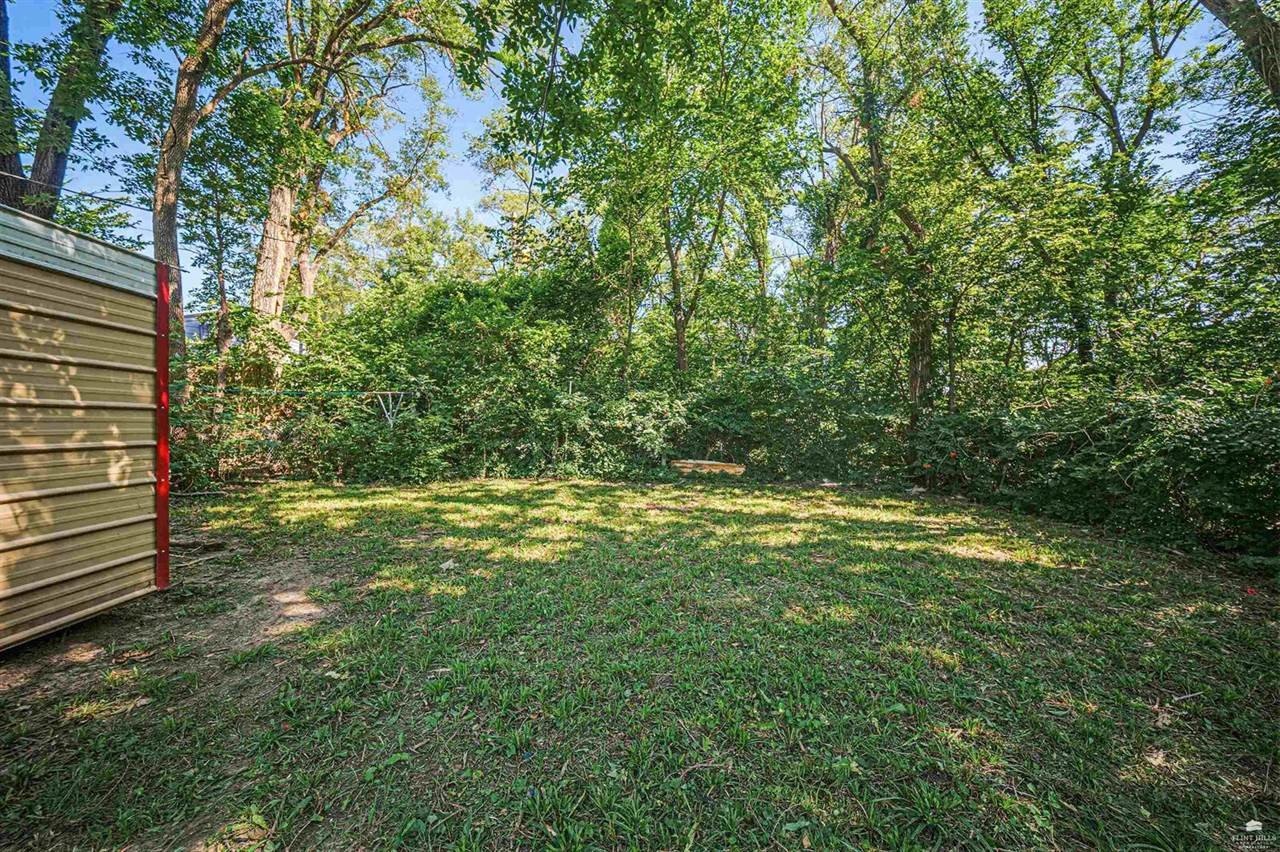 Other 2BR 1BA - 212 East 17th Street, Junction City, KS