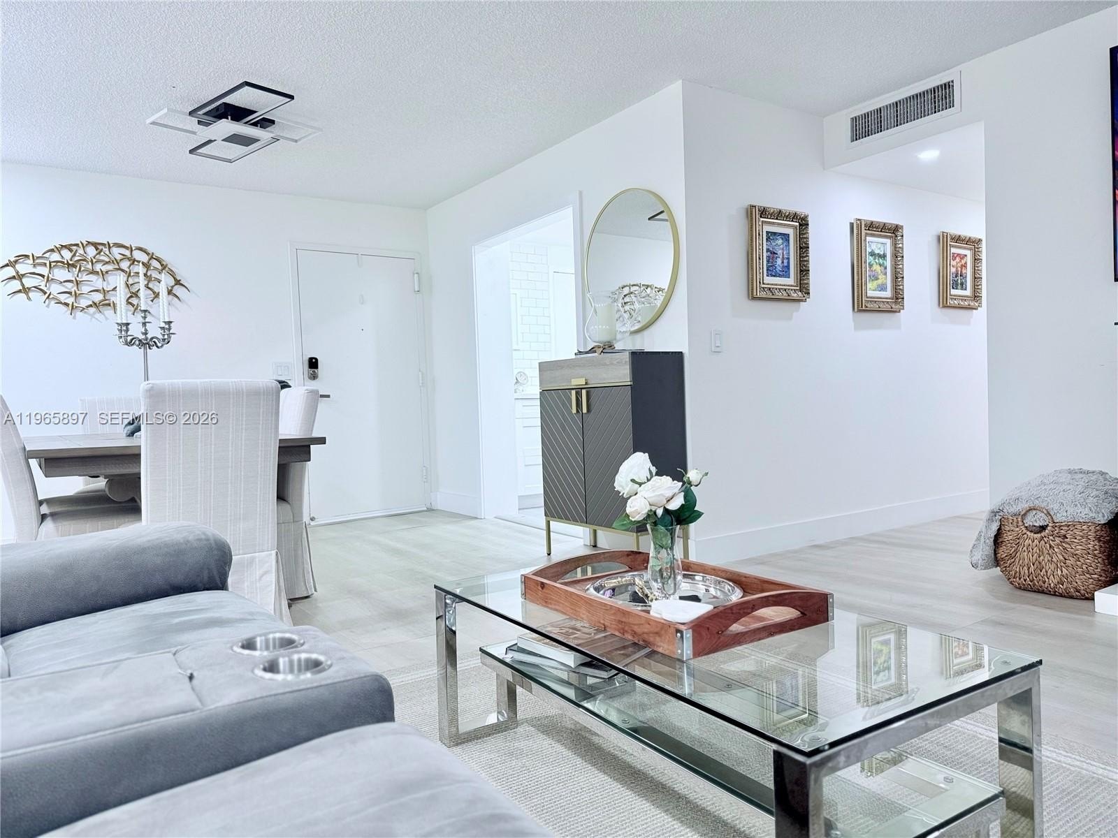 Condo 2BR 2BA - 6000 NE 22nd Way, Fort Lauderdale, FL