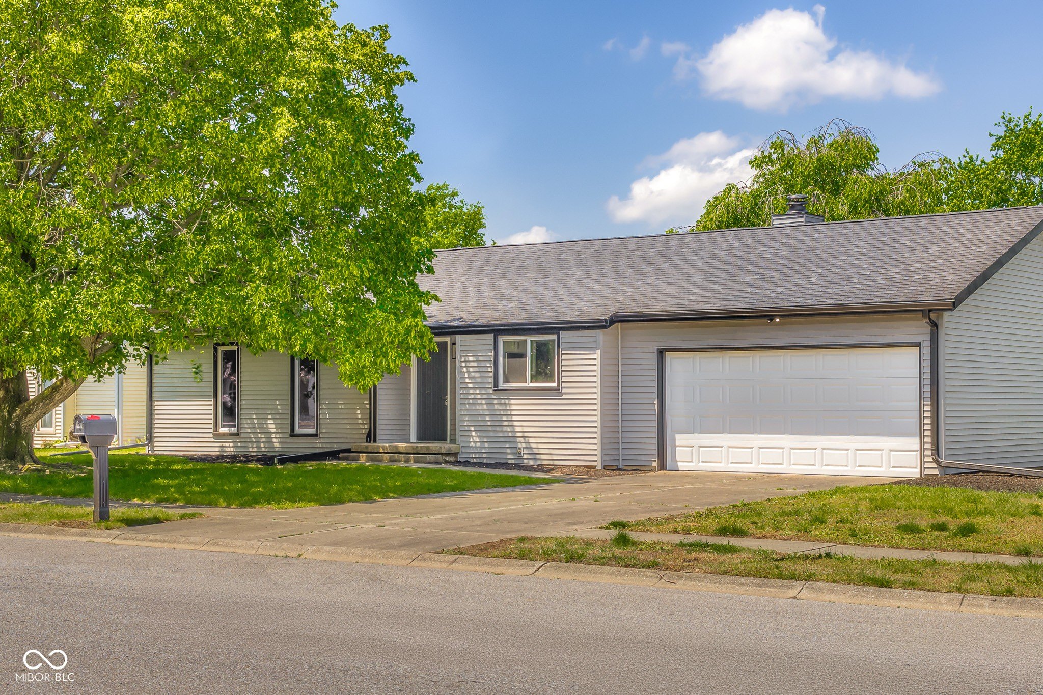 Single Family 3BR 2BA - 2694 Cedar Wood Drive, Columbus, IN