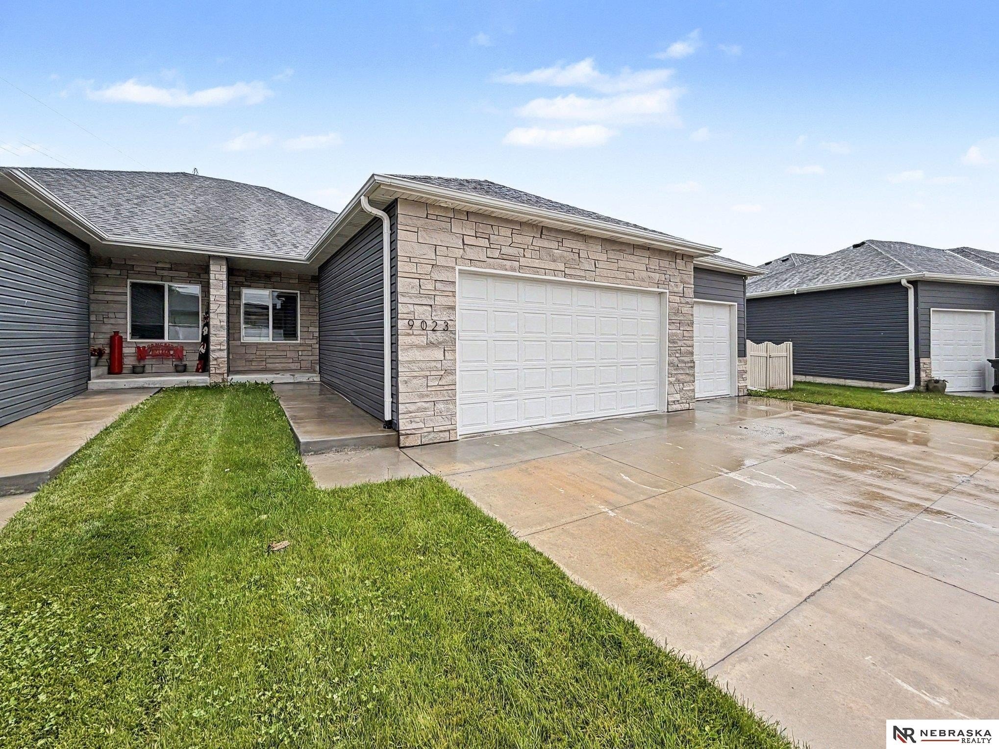 Single Family 4BR 3BA - 9023 Red Sky Lane, Lincoln, NE