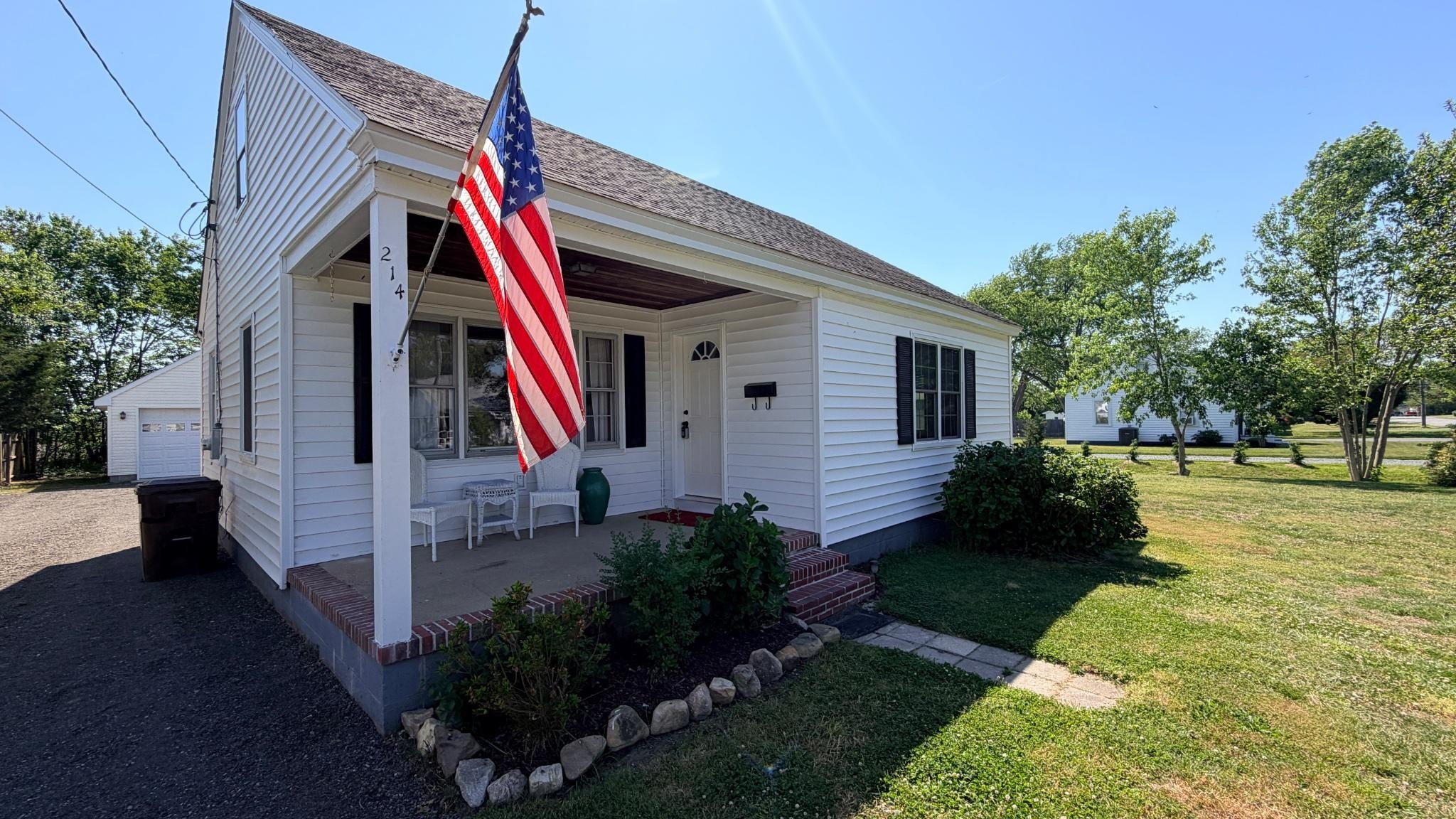 Single Family 2BR 1BA - 214 E APPLEBY AVE, CAMBRIDGE, MD