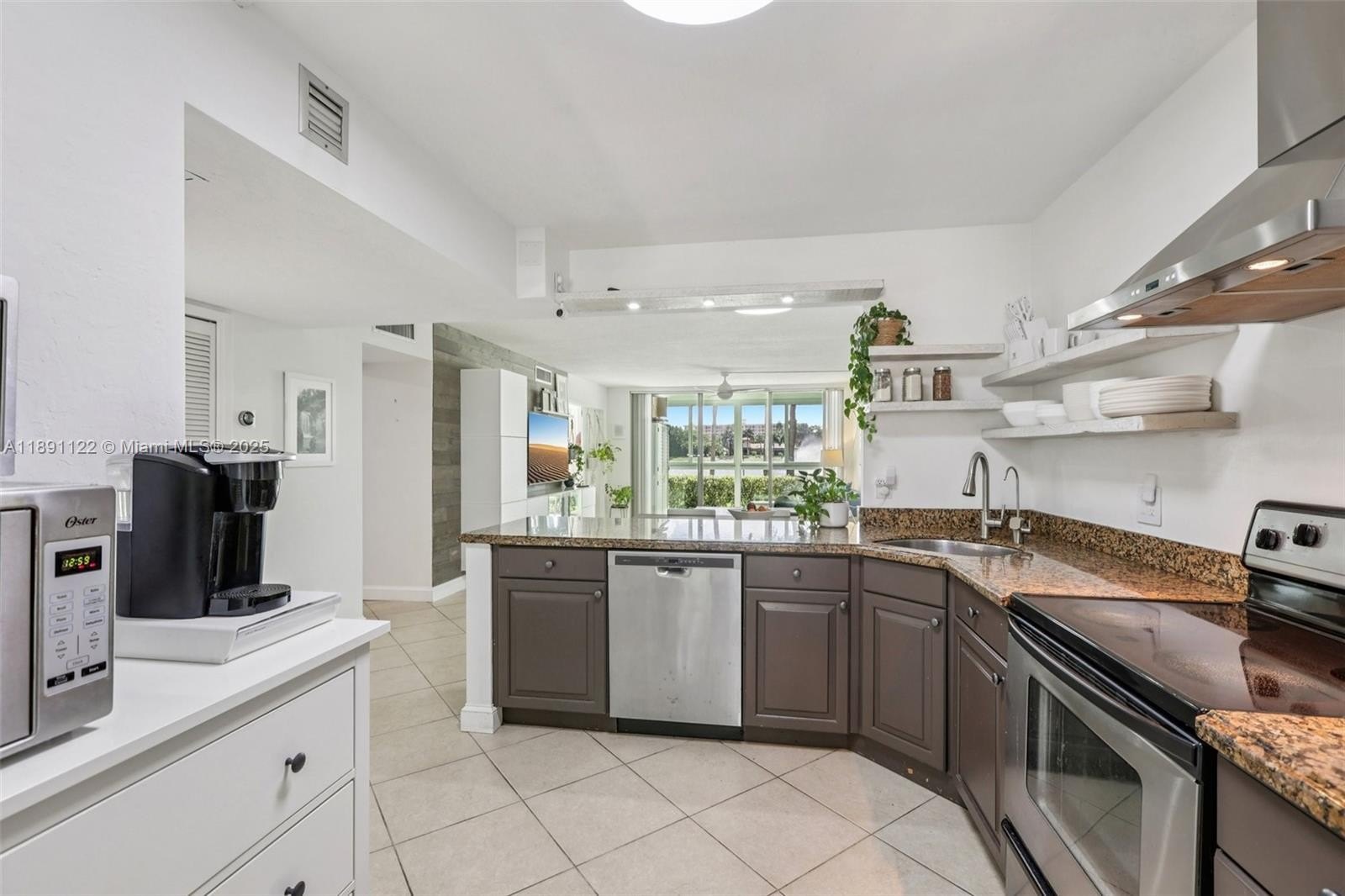 Condo 2BR 2BA - 3150 N Course Ln, Pompano Beach, FL