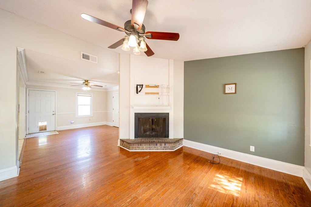Single Family 3BR 2BA - 2111 Gornto, Valdosta, GA