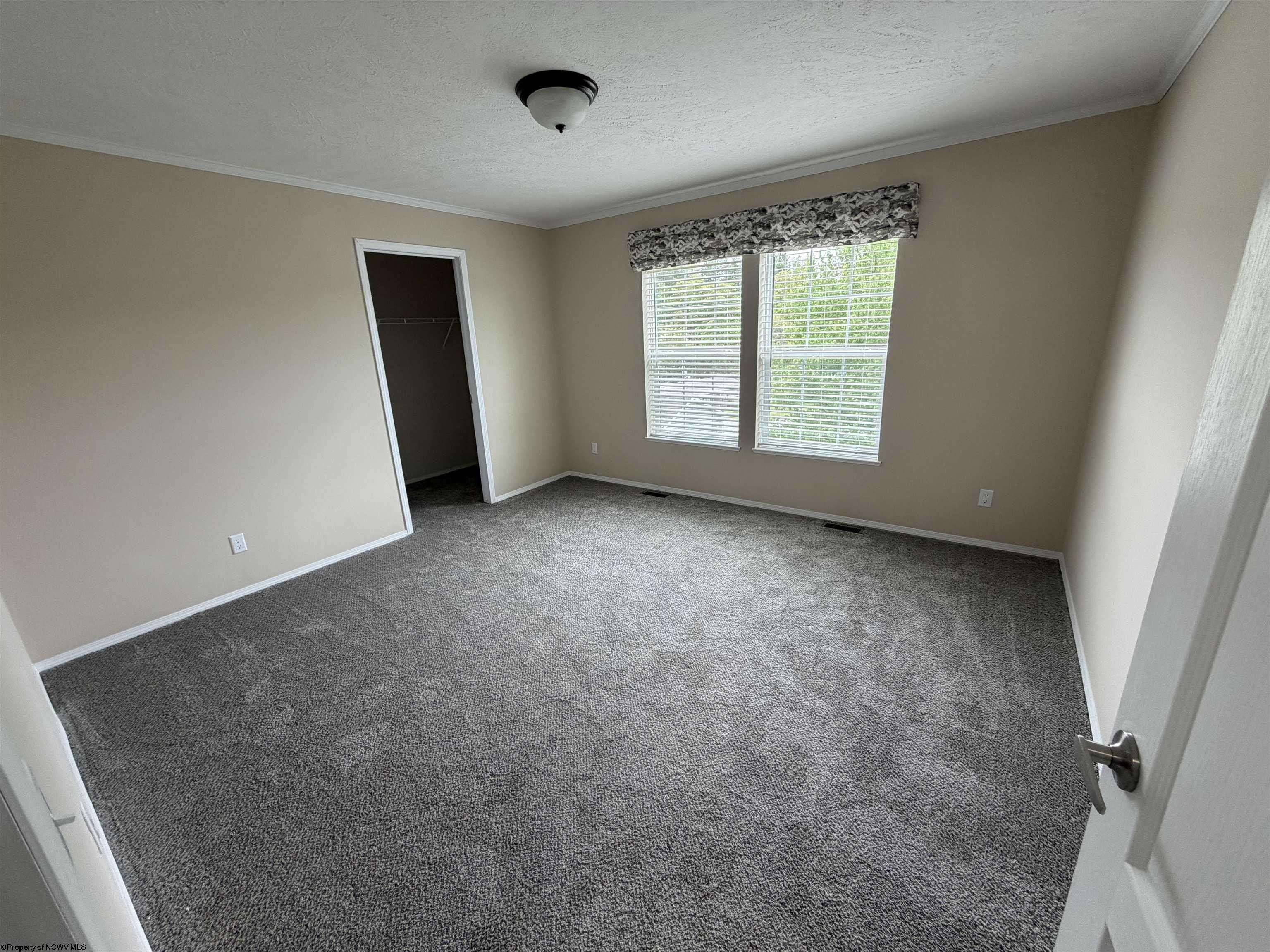 Single Family 3BR 2BA - 124 Hillside Drive, Elkins, WV