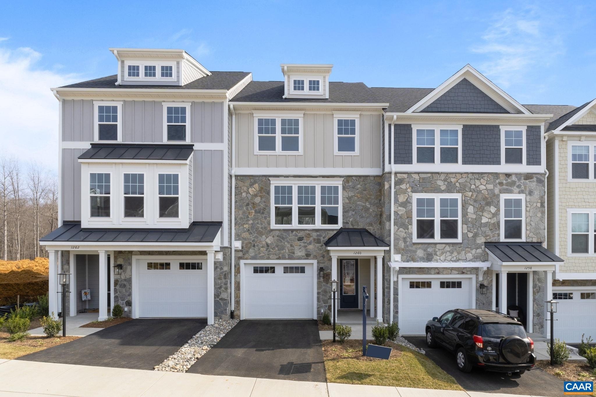 Single Family 3BR 4BA - 69 MARCELLA ST, CHARLOTTESVILLE, VA
