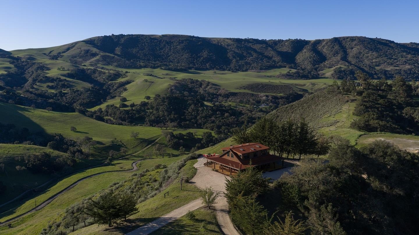 Single Family 3BR 2BA - 28000 Underwood RD, CORRAL DE TIERRA, CA