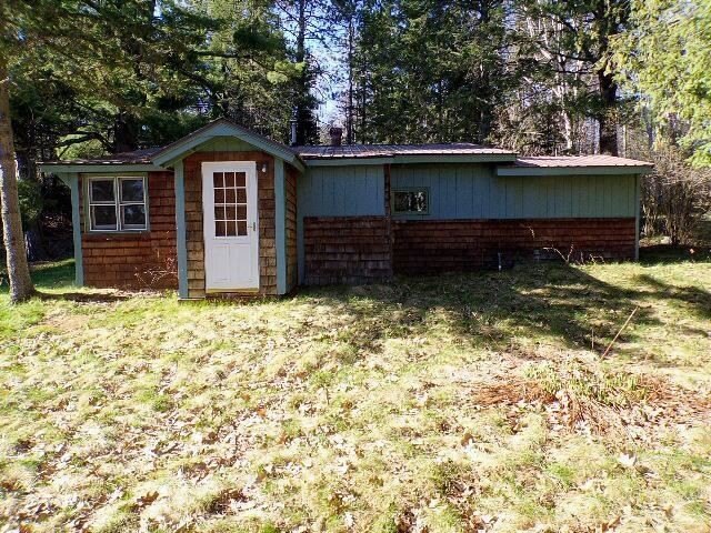 Single Family 2BR 1BA - 5256 Juniper, Republic, MI