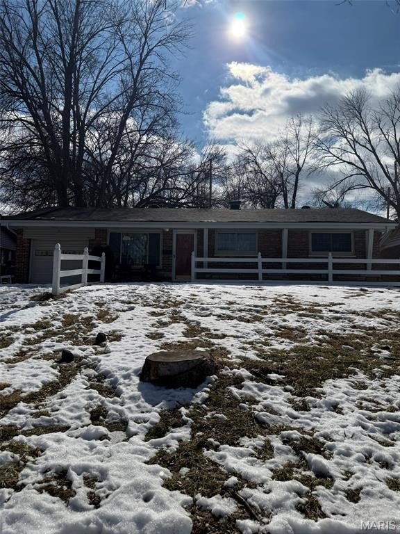 Single Family 3BR 1BA - 900 Marias Drive, Bellefontaine Nghbrs, MO