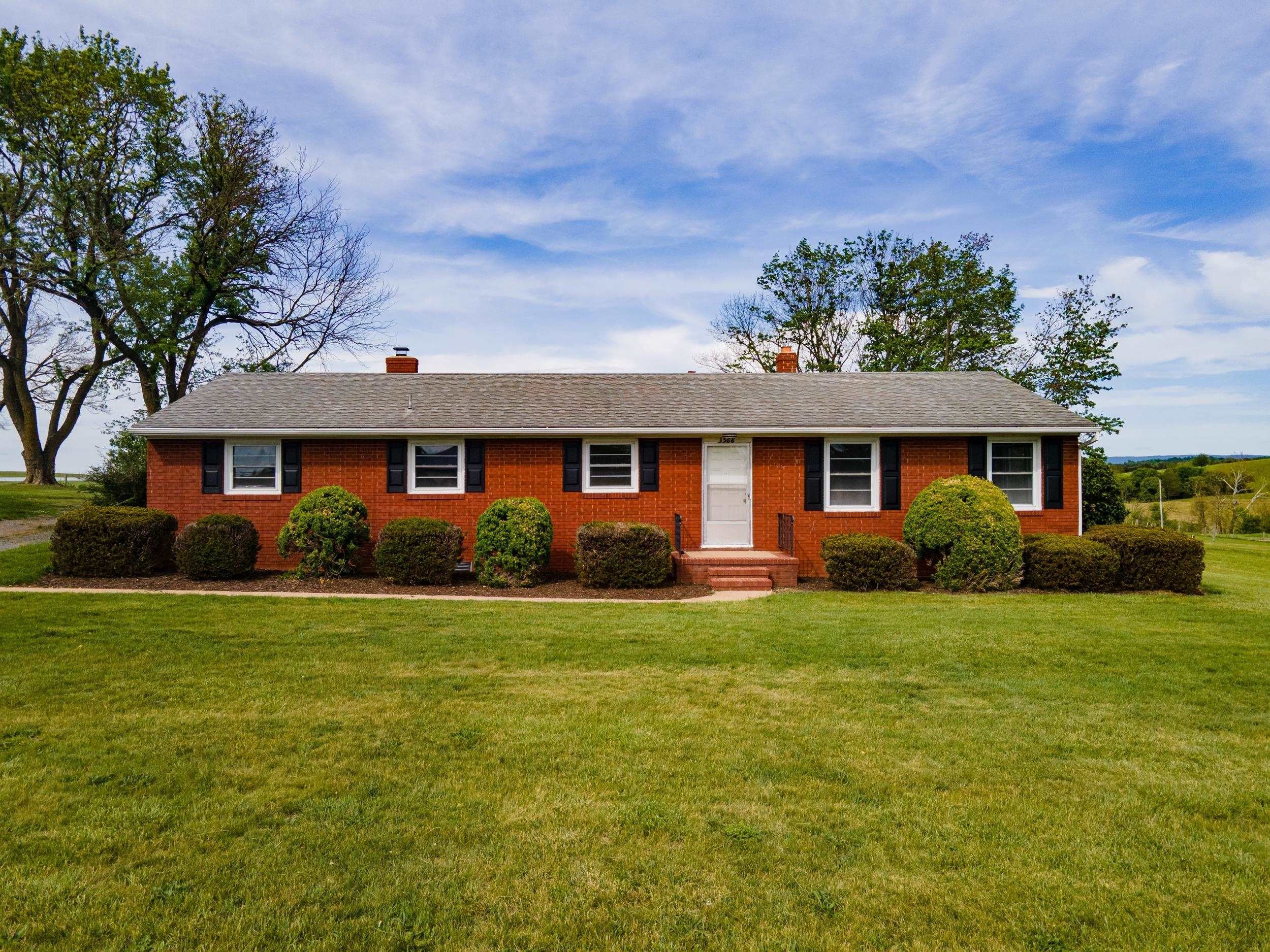 Single Family 3BR 2BA - 3568 BRENNEMAN CHURCH RD, ROCKINGHAM, VA