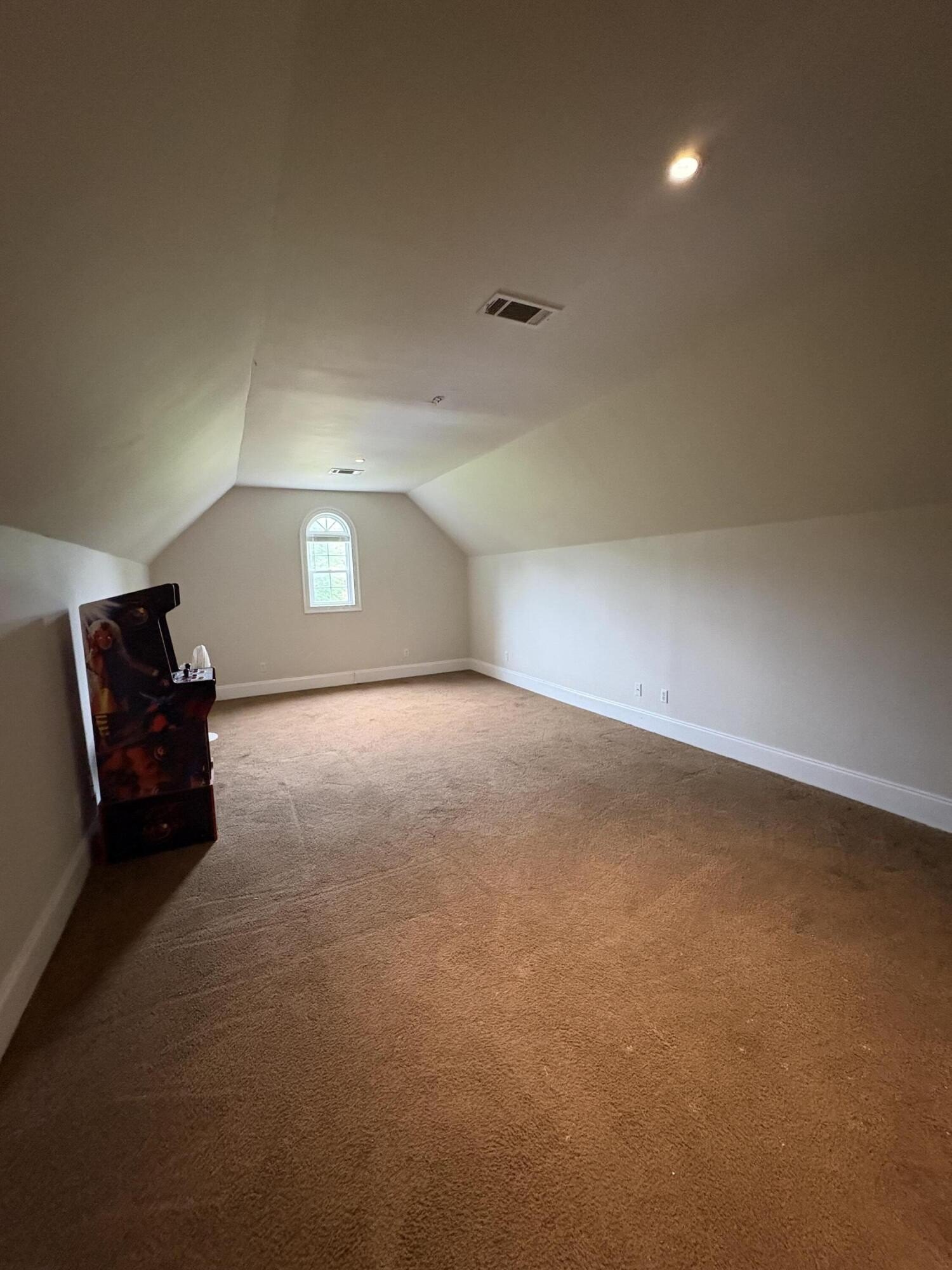 Single Family 5BR 5BA - 679 Owen Road, New Albany, MS