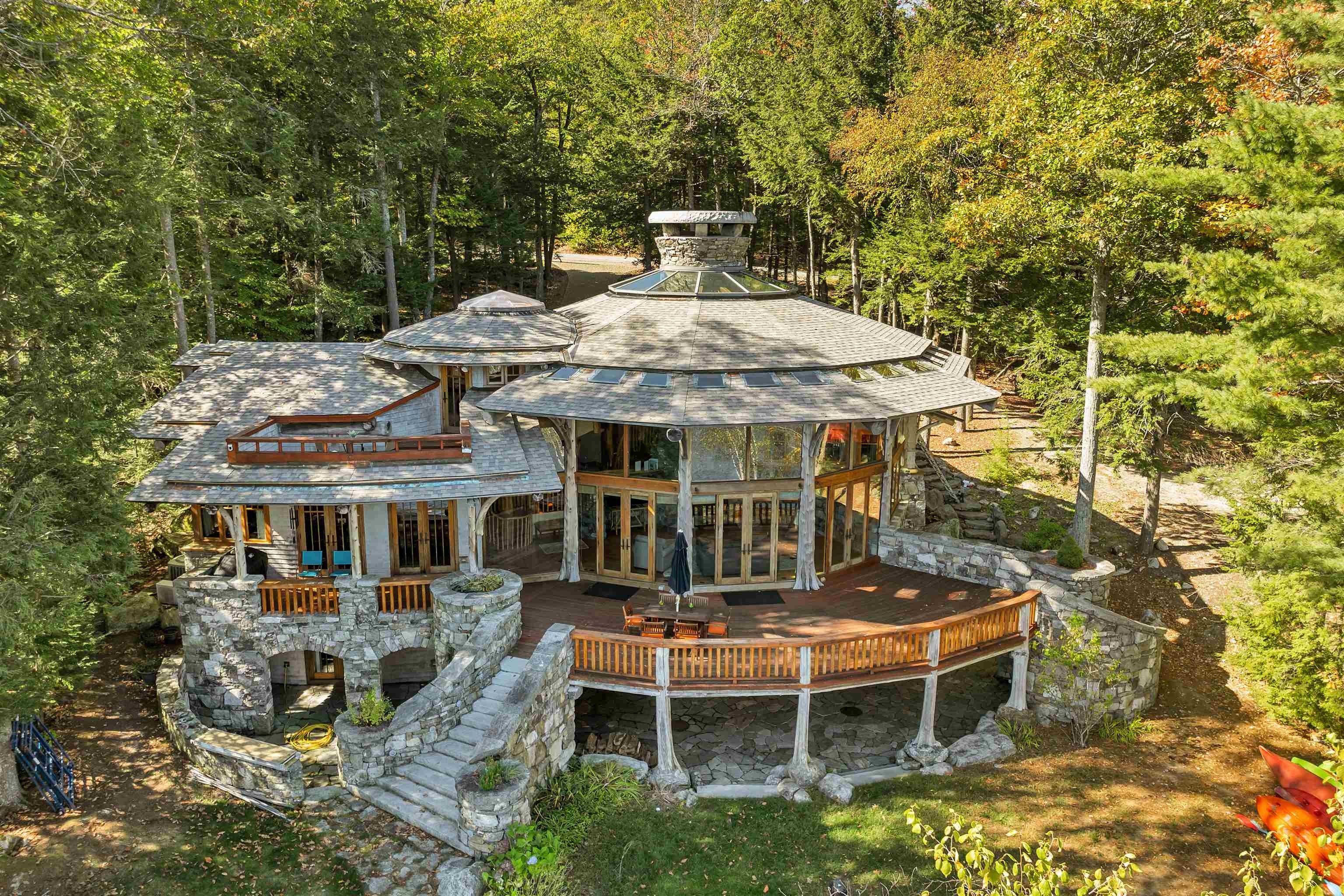 Single Family 4BR 6BA - 191 North Shore Road, New Durham, NH