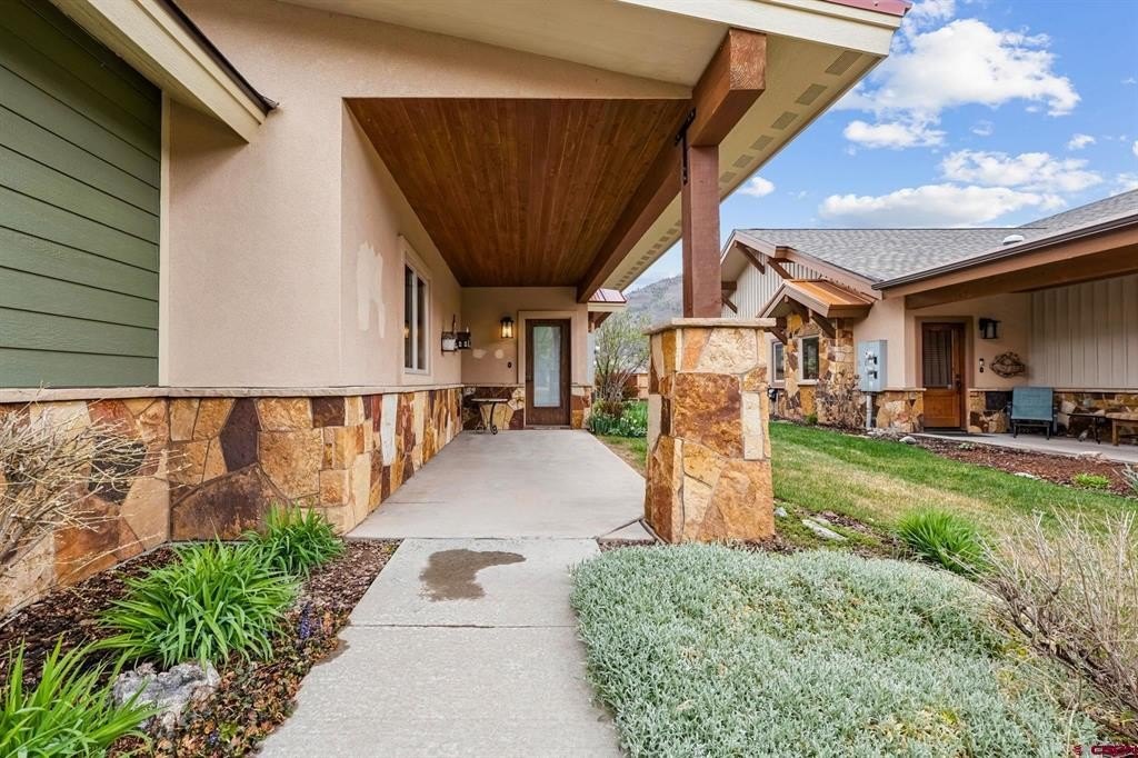 Single Family 2BR 3BA - 208 Trimble Crossing Drive, Durango, CO