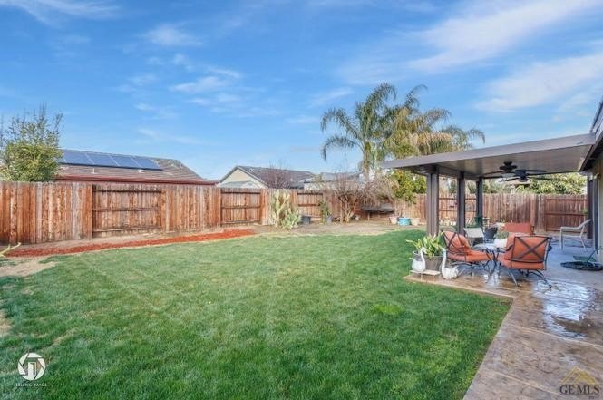 Single Family 5BR 3BA - 9602 Downie River, Bakersfield, CA