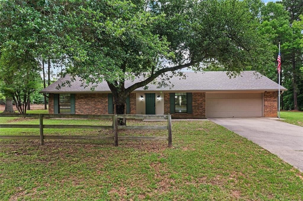 Single Family 3BR 2BA - 9720 Locust Hill, Greenwood, LA