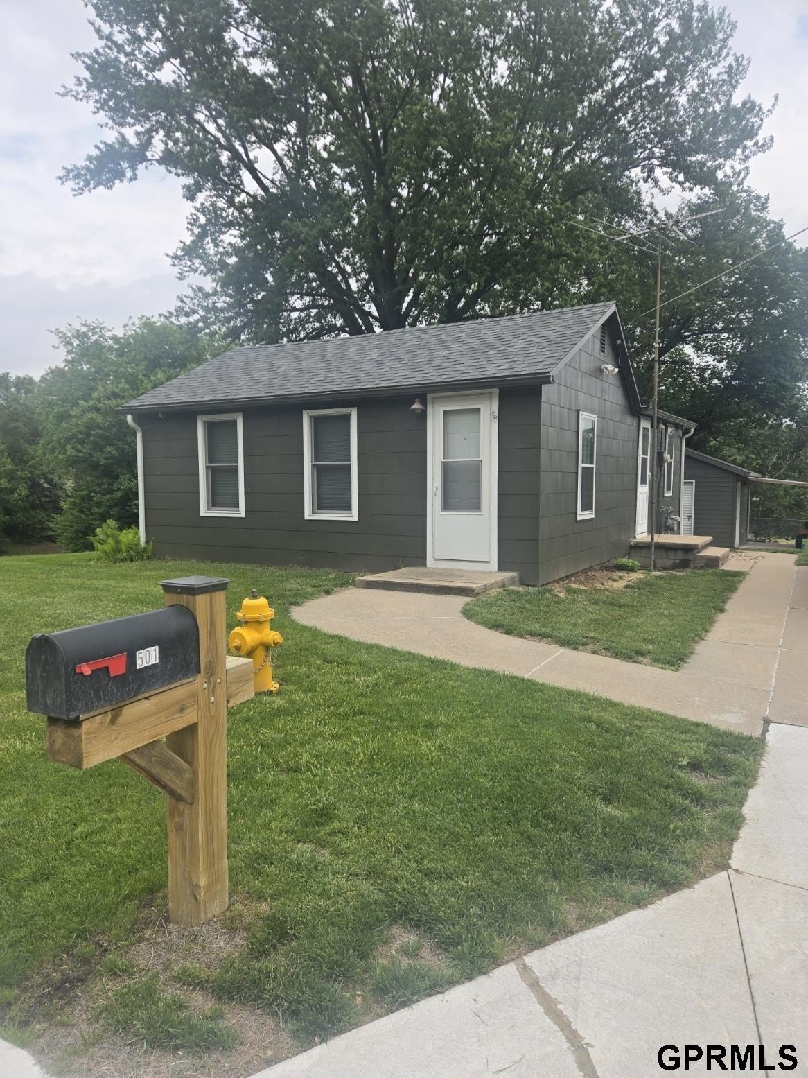 Single Family 2BR 1BA - 501 S 5th Street, Plattsmouth, NE