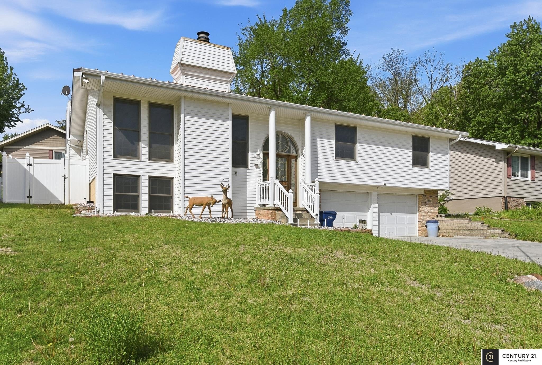 Single Family 3BR 3BA - 408 Kountze Memorial Drive, Bellevue, NE