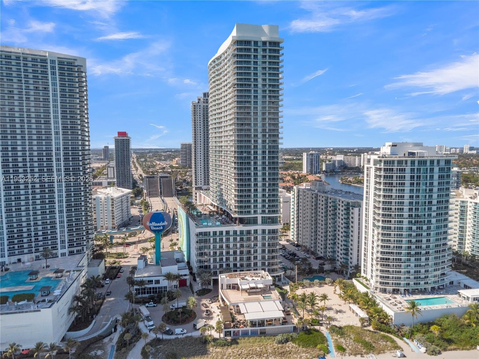 Condo 1BR 1BA - 4111 S Ocean Dr, Hollywood, FL