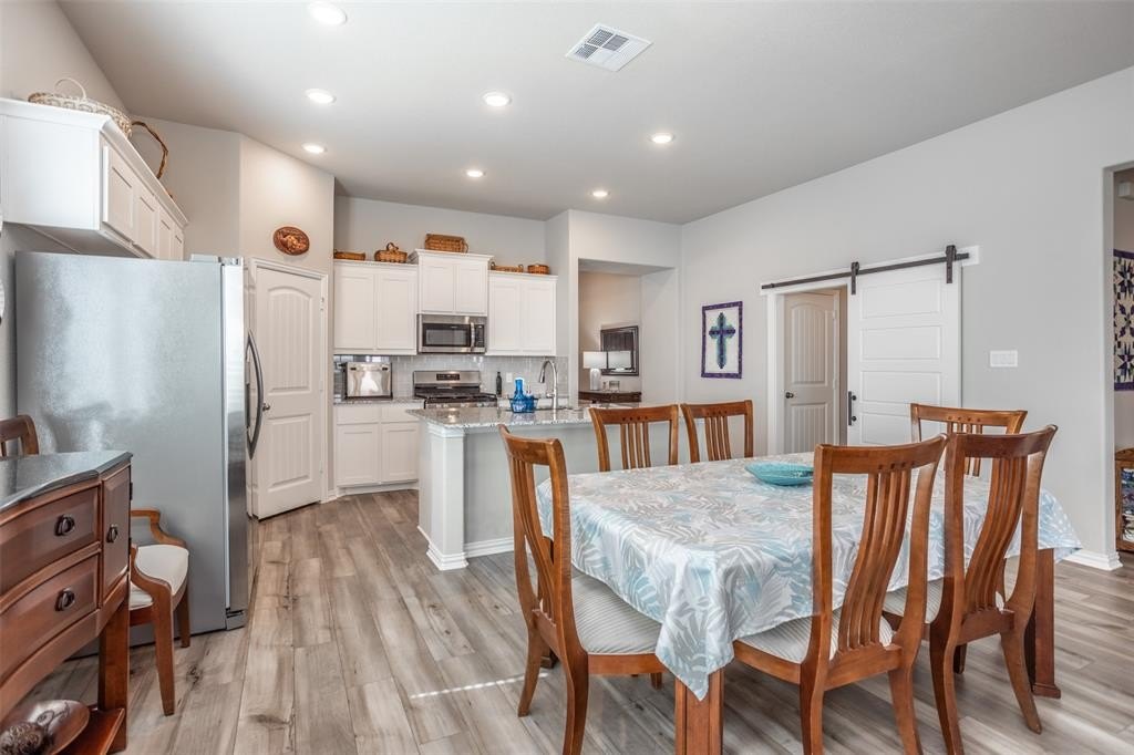 Single Family 3BR 2BA - 622 Juneau Street, Gainesville, TX